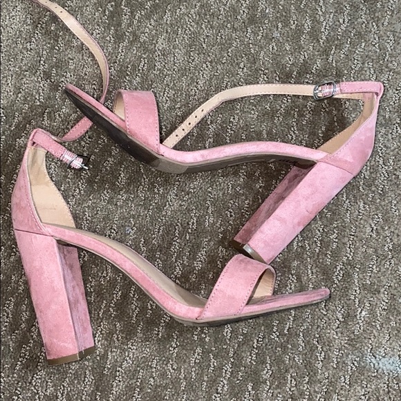 “Brash” brand Suede Heels - Picture 1 of 4